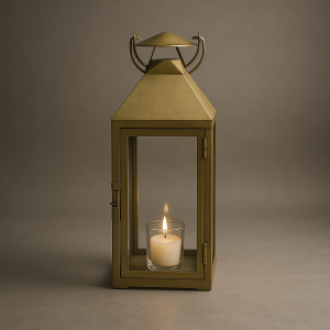 Lanterne dorée avec bougie votive
